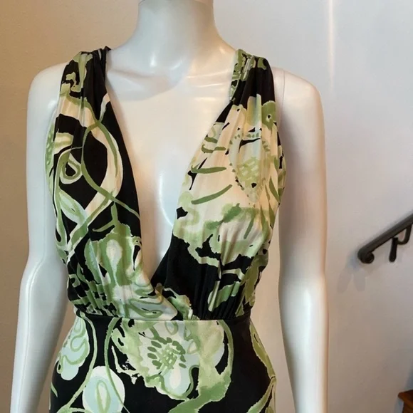 Emilio Pucci Black and Green Floral Wedding Dress - Picture 3 of 15